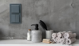 Szary grafit i matowe wykończenie – przyszłość osprzętu elektrycznego