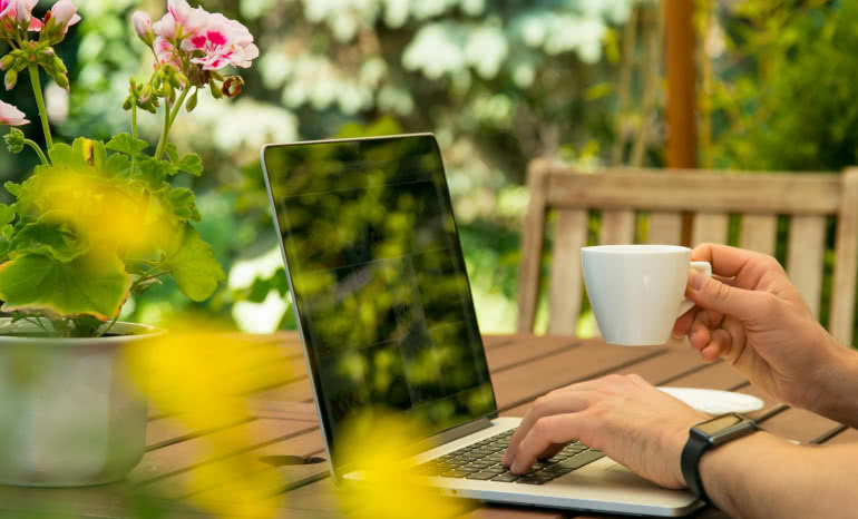 Masz słaby zasięg Wi-Fi w ogrodzie? Oto rozwiązanie, które działa!