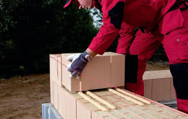 Czego unikać stawiając dom? Błędy na budowie 