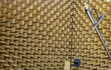 Modernizacja komory bezechowej na AGH