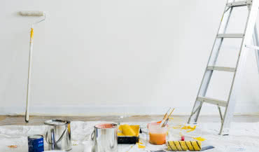 Gruntowanie ścian - dlaczego jest ważnie i jak je przeprowadzić?