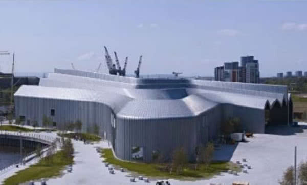 Blacha firmy RHEINZINK na dachu Szkockiego Muzeum Transportu