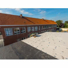 Ognioodporna płyta termoizolacyjna z pianki PIR na dachy ze spadkiem - Powerdeck® F A