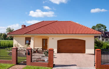 Jaka brama do garażu - manualna czy na pilota?