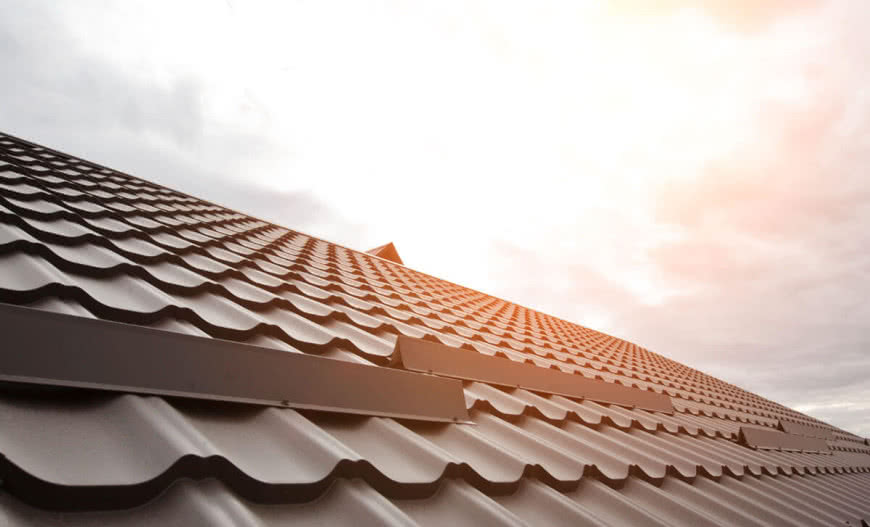 Dach płaski czy dwuspadowy? Który wybrać i dlaczego?