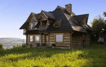 Dom drewniany – zalety i wady