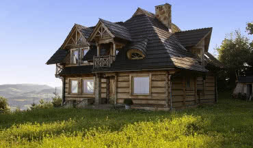 Dom drewniany – zalety i wady