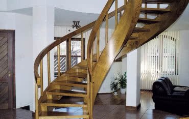 Jakie schody wewnętrzne wybrać?