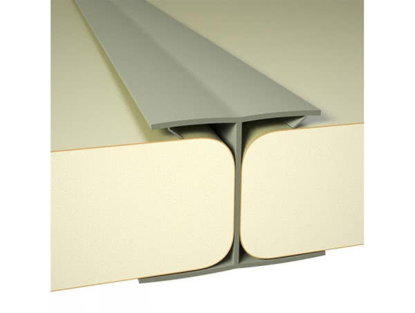 Płyta Eurothane AL do izolacji budynków przemysłowych i rolniczych