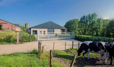 Ogrodzenie dla rolnika: jakie wybrać i jak uzyskać dofinansowanie?