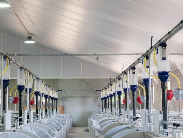 Płyta izolacyjna o podwyższonej odporności ogniowej dla budownictwa rolniczego i przemysłowego Powerline®