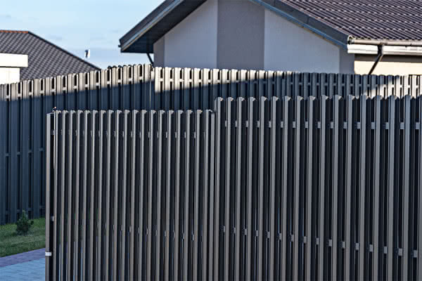 Ogrodzenie metalowe Emka